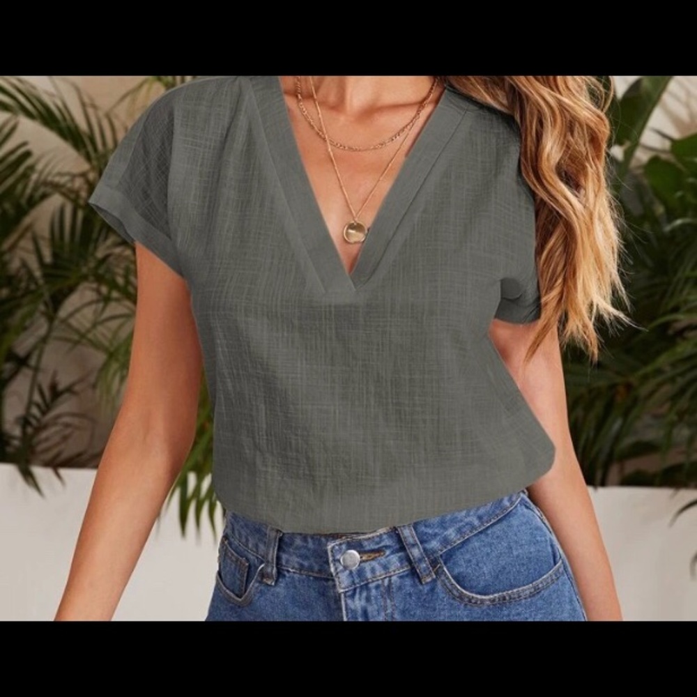 NWOT safari gray size XL, never worn